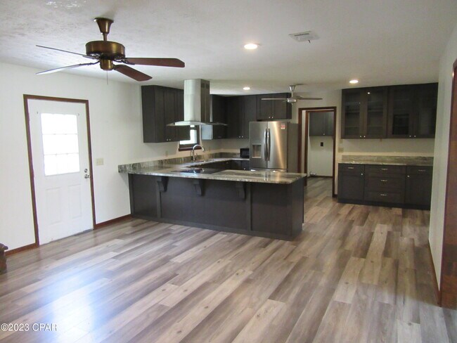 Building Photo - 6227 Heather Marie Ln