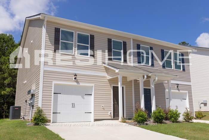 Primary Photo - 491 Oakwood Dr NW
