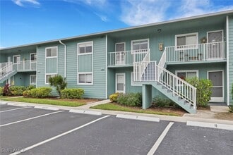 Building Photo - 146 Cypress Way E