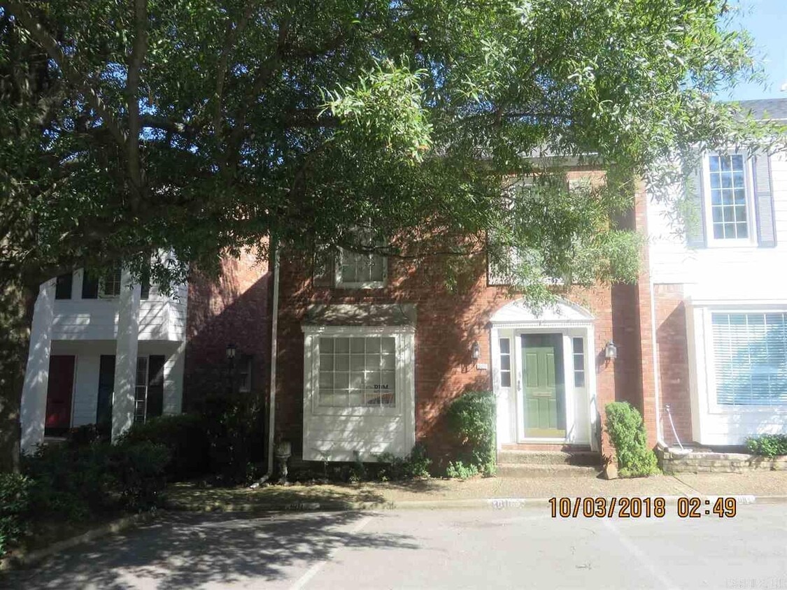 2805 Foxcroft Rd Unit 801, Little Rock, AR 72227 Condo for Rent in