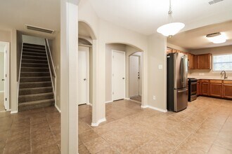 Building Photo - 10005 Sterling Pl Dr