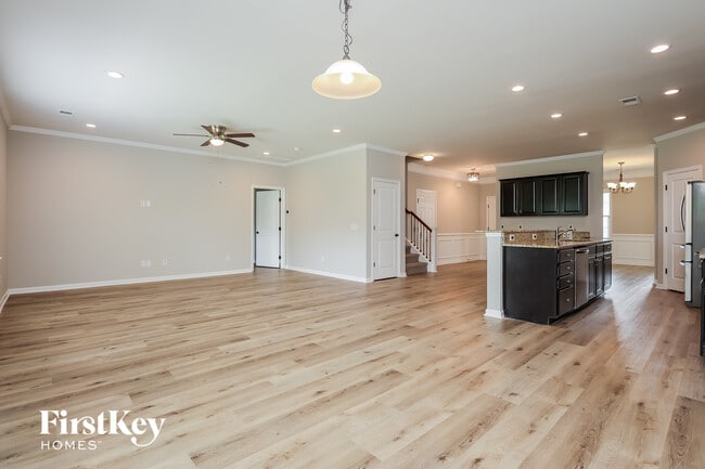 Foto del edificio - 298 Decatur Dr