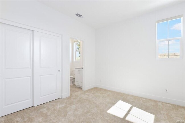 Building Photo - 27336 Great Divide Lane, Valencia, CA 9135...