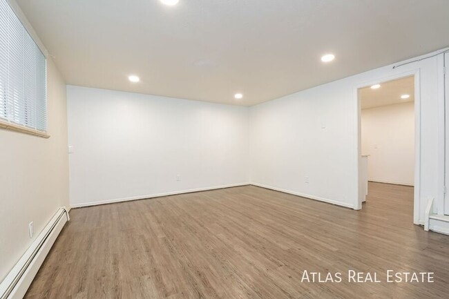 Building Photo - 6035 W 39th Ave