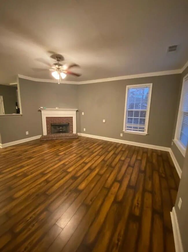 Foto del edificio - 1714 Heights Cir NW