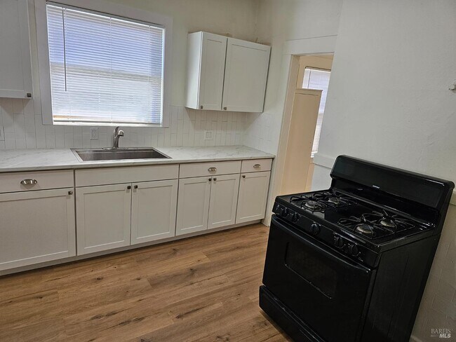 Foto del edificio - 1214 Florida St