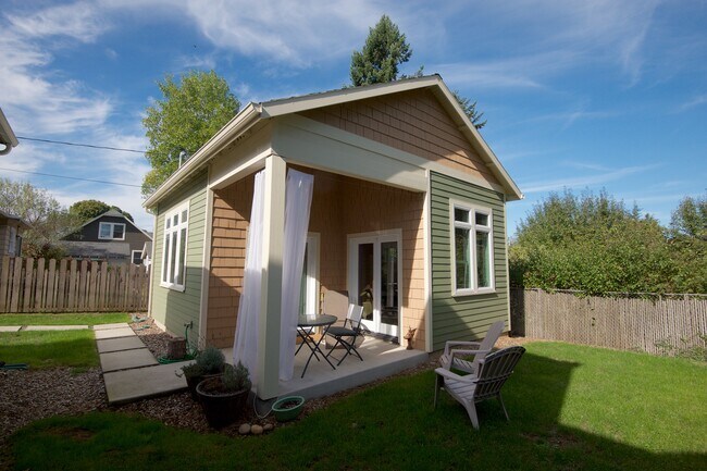 Foto del edificio - 4239 NE Skidmore St.