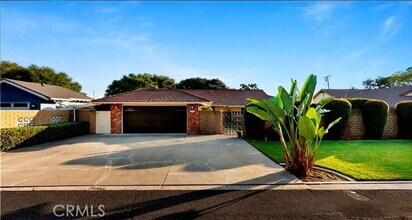 Building Photo - 564 E Fellows Dr