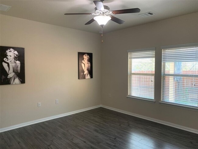 Foto del edificio - 7216 Vail Ridge St