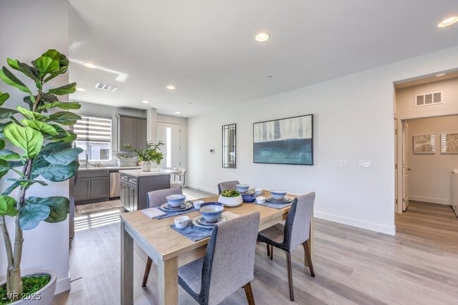 Building Photo - 9446 Venus Pt Ct