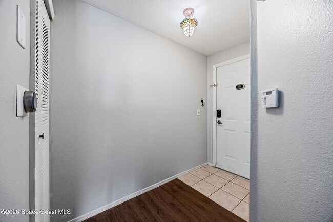 Foto del edificio - 5673 Star Rush Dr