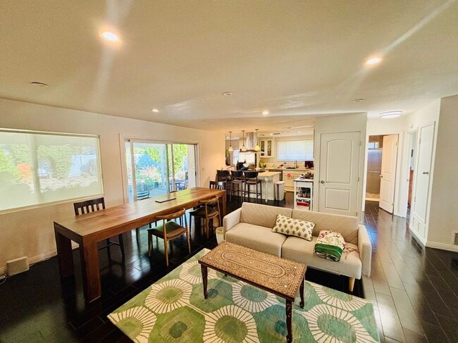 Foto del edificio - 23813 Calvert St