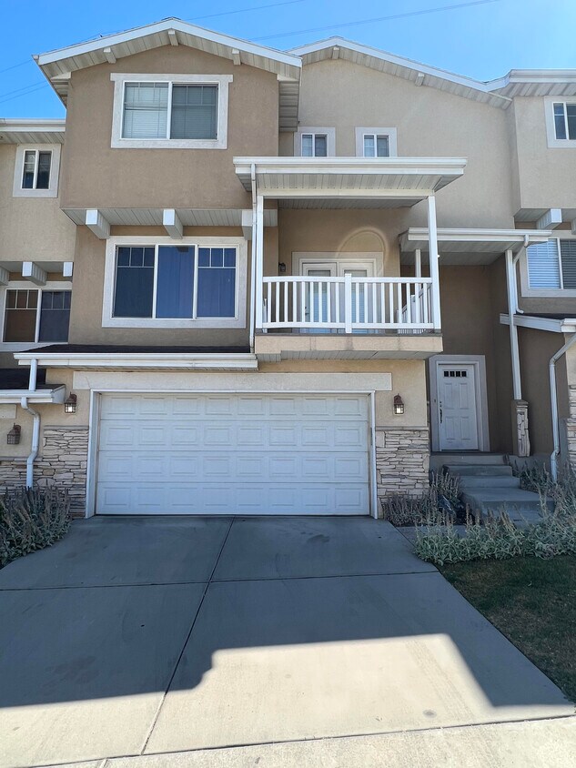 1359 Alpine Way, Provo, UT 84606 Townhome Rentals in Provo UT