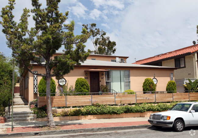 Foto principal - 1053 18th St