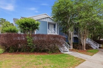 Building Photo - 2504 Grassy Point Dr
