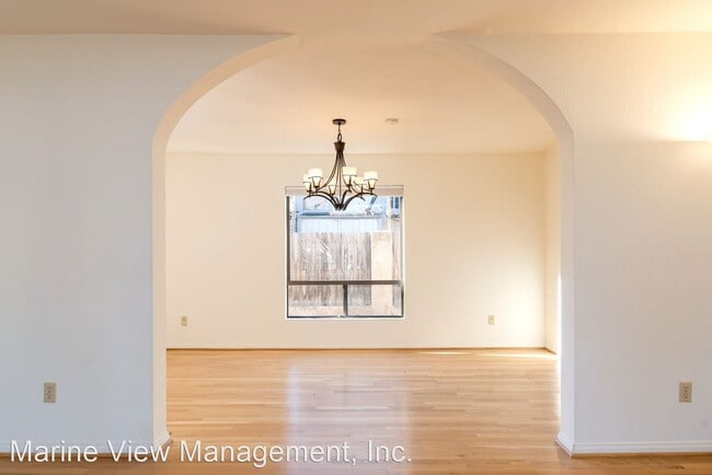 Building Photo - 3 br, 2.5 bath House - 214 Topaz Street
