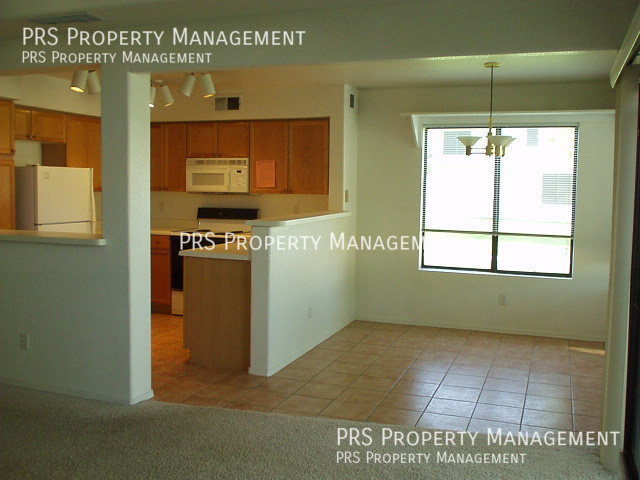 Building Photo - 624 S Crows Nest Dr