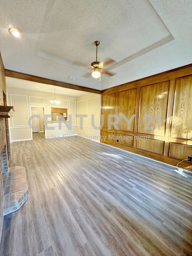 Foto del edificio - Stunning 3/2/2 Duplex in DeSoto For Rent!
