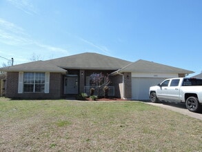 Building Photo - 4862 Leyland Ln