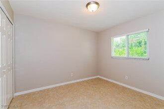 Building Photo - 1322 SE 33rd Terrace