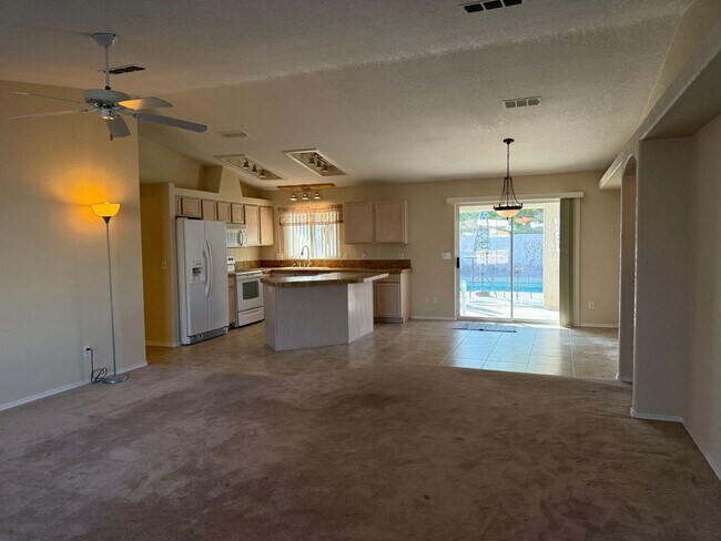 Building Photo - Coming soon!  Long Term unfurnished - Pool...