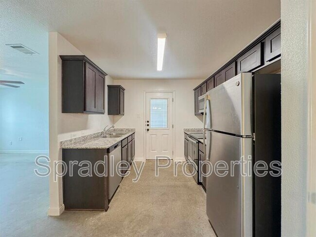 Foto del edificio - 9111 Winding Ct