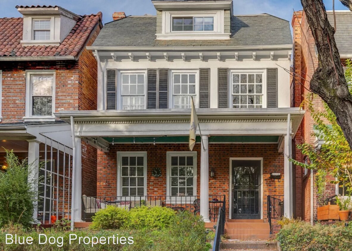 Primary Photo - 4 br, 3.5 bath House - 2304 Rosewood Ave