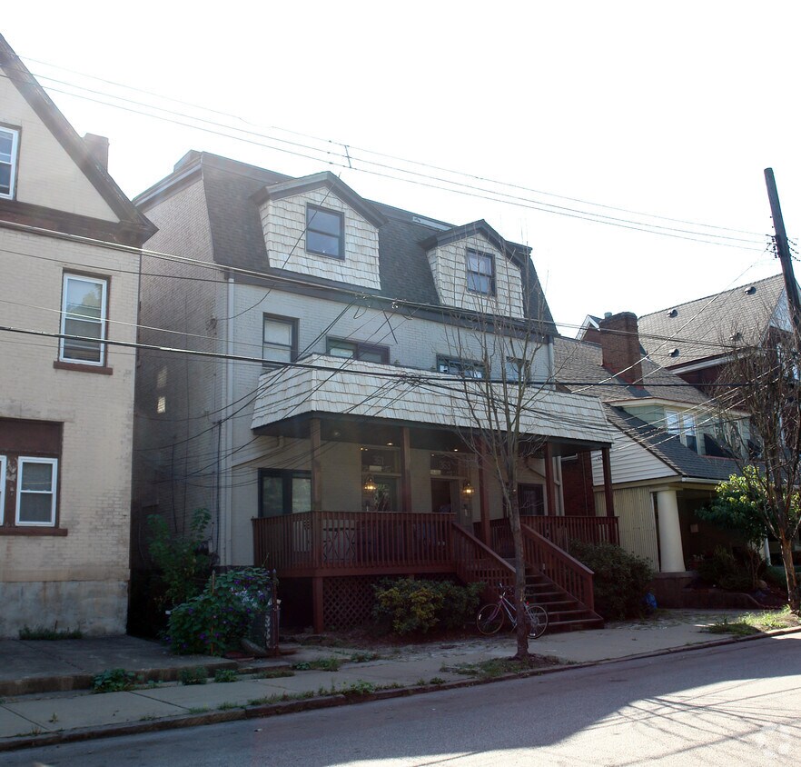 Foto del edificio - 361 Spahr St