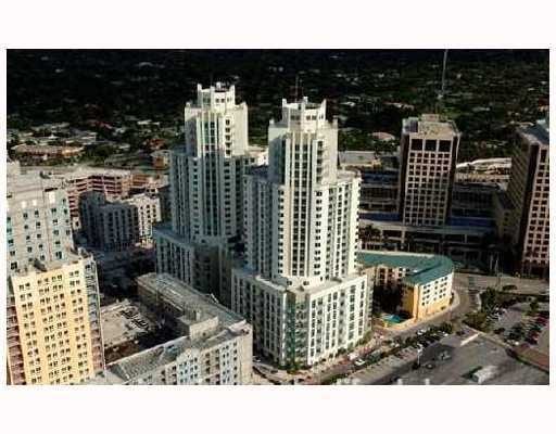 Building Photo - Metropolis at Dadeland
