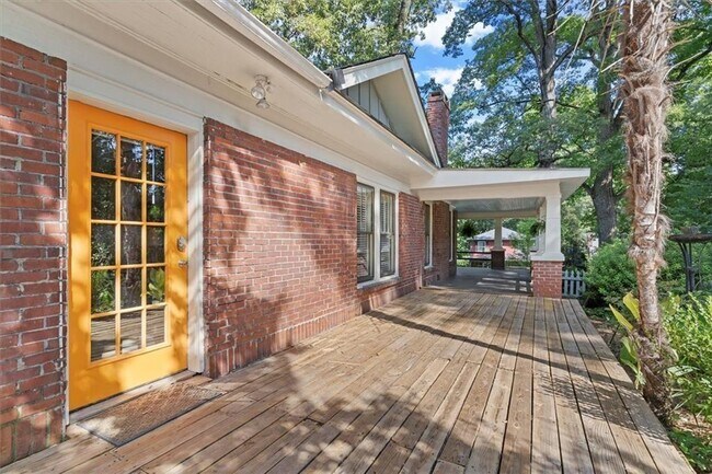 Foto del edificio - 1282 Niles Ave NW