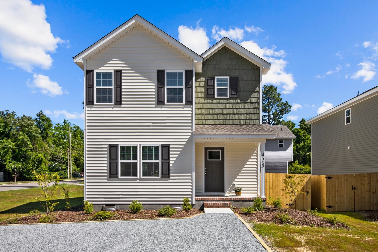 415 S Carlisle St, Southern Pines, NC 28387 House Rental in Southern