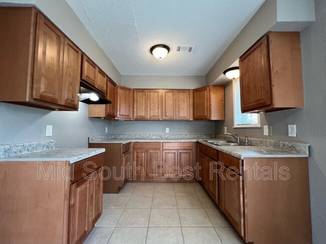 Building Photo - 5113 Belfast Dr