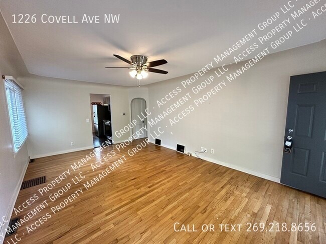 Foto del edificio - 1226 Covell Ave NW