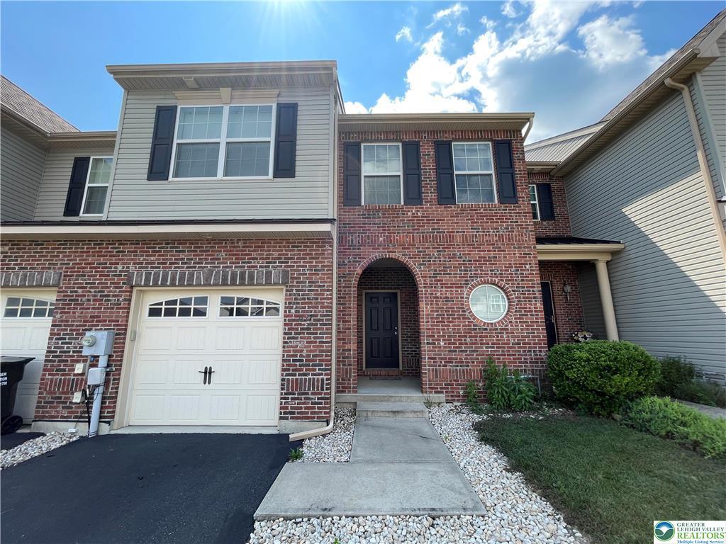 Foto principal - 637 Mulberry Dr