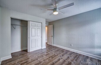 Interior Photo - Everest Gardens
