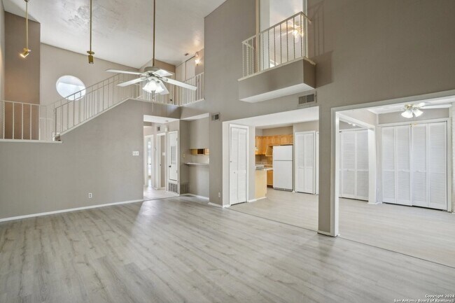 Foto del edificio - 5023 Concord Ridge