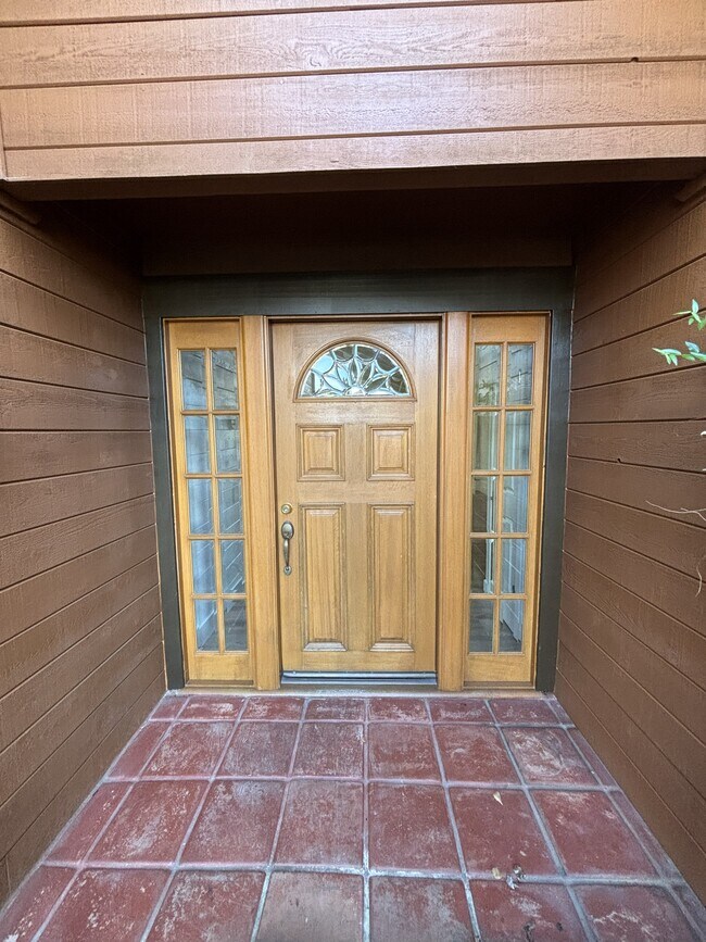 Foto del edificio - 34 Alvares Ct