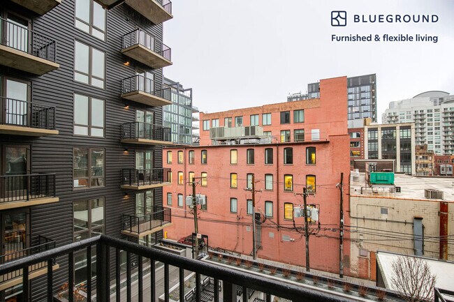 Foto del edificio - 411 W Chicago Ave