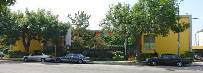 Building Photo - 18308 Rayen St