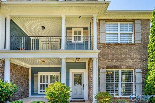 Foto del edificio - 111 Golden Rod Ln