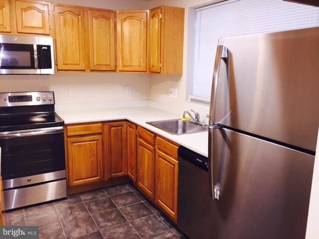 Building Photo - 3726 Ferrara Dr