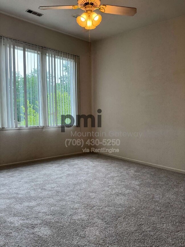 Photo - 131 Primrose Dr Apartment