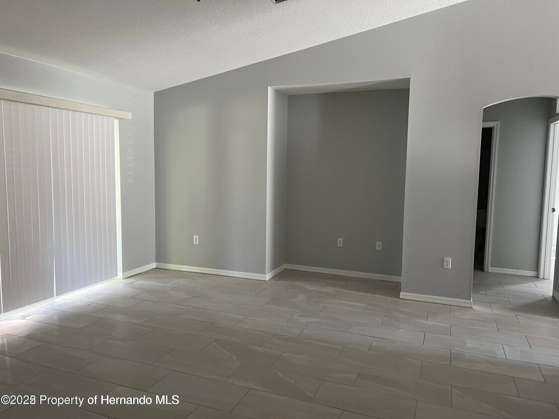 Foto del edificio - 1330 Clovis Ln