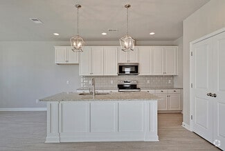 Building Photo - 598 McLernon Trce