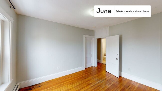 Foto del edificio - Room in Shared 4 bed/2 bath home in Allston