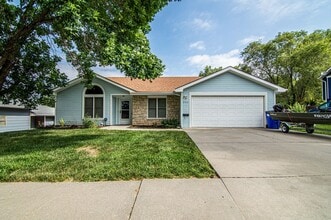 Building Photo - 2102 Sunflower Ct