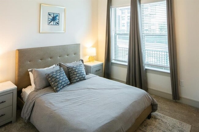 Foto del edificio - 3100 Scofield Ridge Pkwy