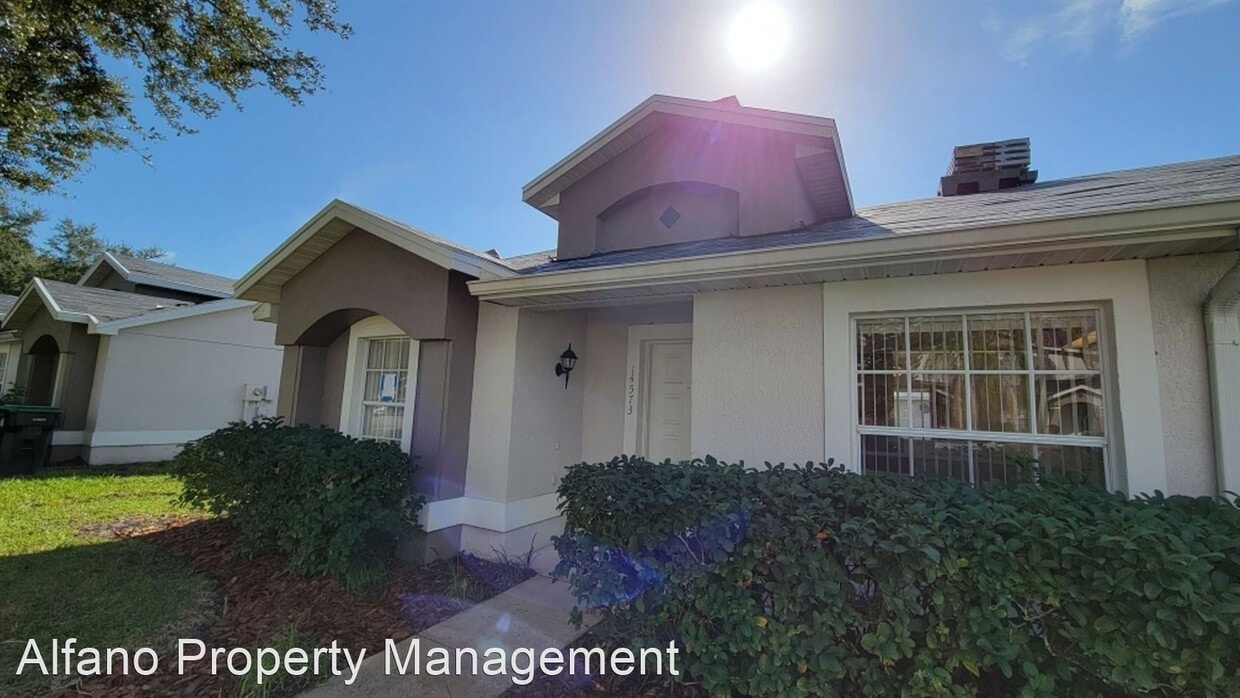 Primary Photo - 14573 Laguna Beach Cir