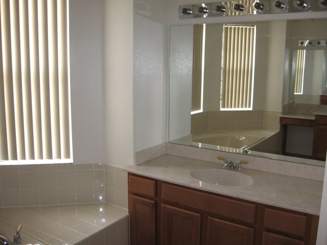 Foto del edificio - 2844 Sweetspire Cir