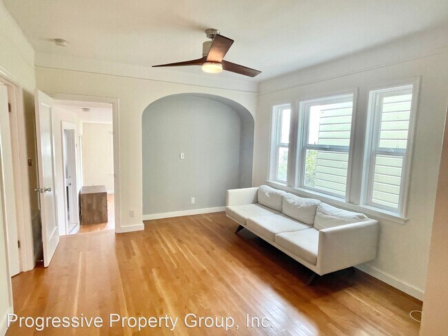 Building Photo - 2 br, 1.5 bath House - 276 Crescent Avenue